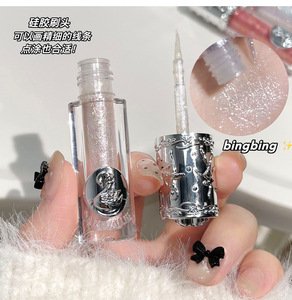 Lucidalabbra Artistico Bestseller, Ombretto Liquido Glitterato con Texture Cremosa e Luminosa - Product Image 6