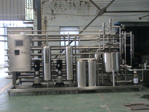 Dây chuyền sản xuất sữa dạng ống 1000L Nhà Máy chế biến sữa 2000L <span class=keywords><strong>Uht</strong></span> tiệt trùng nước giải khát tiệt trùng - Product Image 2