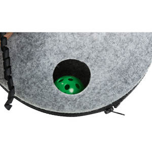 Juguete interactivo para gatos Wiggle & Fumble Game Felt de 23 cm con cascabel y cintas - Product Image 4