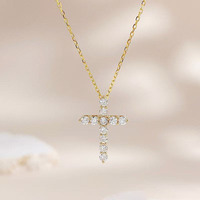 Collier Pendentif Croix Ajustable Classique et Polyvalent en Or Jaune 18K avec Diamant de Laboratoire HPHT pour Femme
