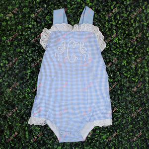 ชุดเด็กผู้หญิงปักลายผ้ากิ๊งแฮมส์สีชมพูคลาสสิกสำหรับฤดูร้อน ชุดรอมเปอร์ลูกไม้ระบายขอบตาข่ายสำหรับเด็กทารก - Product Image 6