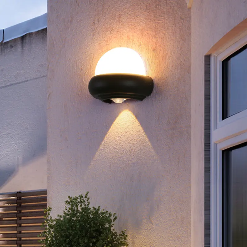 Faretto in alluminio impermeabile IP54 illuminazione del portico del giardino nero lampada da parete per esterni a Led vendite calde 7W 12W illuminazione da parete in metallo