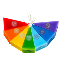 Pyramidenförmige Judaica-Havdalah-Kerze in verschiedenen Farben für Weihnachten