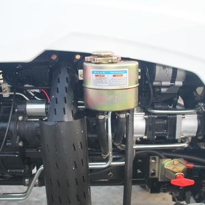 รถแทรกเตอร์การเกษตร Farm MachineryTT1604 4x4 พร้อมเพลา PTO แบบอเนกประสงค์ ตัวยึด 3 จุด - Product Image 3