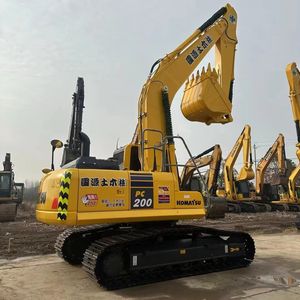 Pc200-8 d'ingénierie d'occasion Pc220 Komatsu Excavator Pc200 Fabriqué au Japon Ingénierie d'occasion - Product Image 3