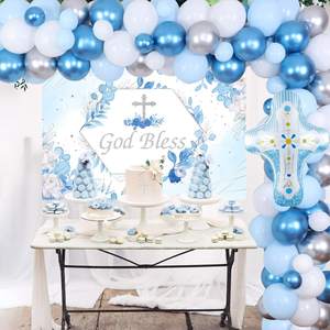 Arco de Globos Personalizado para Fiesta de Bautizo con la Frase 'God Bless', Globos de Látex Azules y Plateados con Fondo 'God Bless' y Globo de Aluminio con Cruz - Product Image 3
