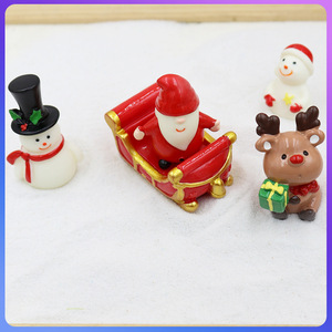 Lote de 100 Figuras de Reno en 3D, Adornos Navideños de Dibujos Animados para Jardín de Hadas, Manualidades de Resina - Product Image 3