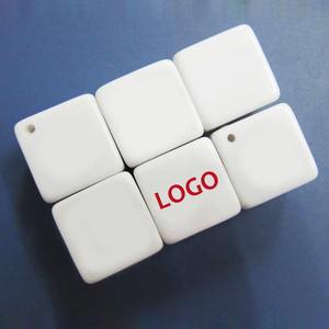 Cadeaux promotionnels acrylique cube porte-clés impression personnalisée logo slogan petits dés avec porte-clés - Product Image 4