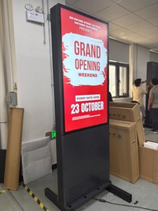 Volledige Kleur Hd Outdoor Video Lcd Led <span class=keywords><strong>Display</strong></span> Spelen Reclame Spelers Apparatuur Kiosken <span class=keywords><strong>Digital</strong></span> Signage En Displays - Product Image 2
