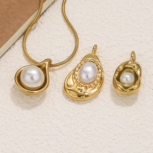 Colección Perla Dorada |   Dijes de acero inoxidable con baño de oro PVD de 18K para la fabricación de joyería |   Impermeable, Hipoalergénico y Duradero - Product Image 4