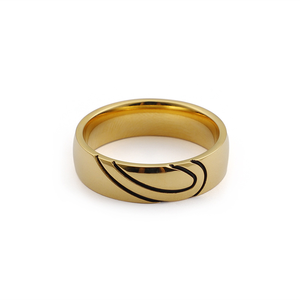 Bagues de couple classiques polies en forme de cœur, en acier inoxydable anti-ternissement, bijoux de mariage en gros - Product Image 1