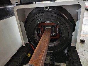 Máy cắt laser sợi quang Full Cover 4020 Máy cắt laser che bụi 6kw - Product Image 5