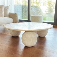 Table basse moderne en travertin naturel de style romain, table d'appoint ronde sur mesure avec 3 pieds sphériques, mobilier pour salon et hall d'hôtel
