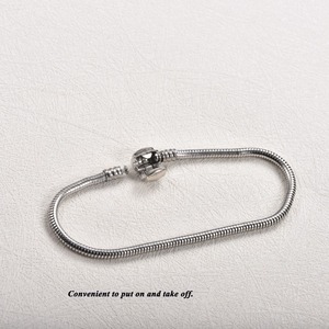 Bracelet en acier inoxydable style punk avec chaîne serpent et fermoir coulissant réglable, couleur argent, unisexe, pour occasions festives - Product Image 4