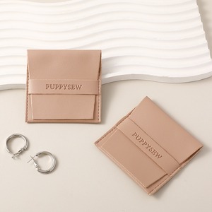 Bolsa de Joyería de Cuero PU de Alta Calidad, Bolsa de Joyería Hecha a Mano, Bolsas de Embalaje para Aretes y Collares con Logotipo Personalizado - Product Image 5