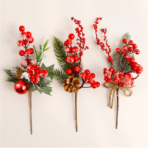 Decoración Navideña al por Mayor: Ramas Artificiales Rojas con Bayas Escarchadas y Congeladas, Hechas a Mano - Product Image 6