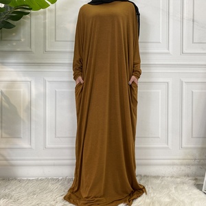 Solid Color One Size Closed Abaya Cotton <b>Long</b> <b>Dress</b> with Slim Batwing Sleeves <b>for</b> Muslim Women Daily Wearing 6200# - Product Image 3