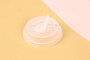 Couvre-gobelets à café jetables écologiques de bonne qualité, transparents, blancs et noirs en plastique PP pour gobelets à café en papier - Product Image 2
