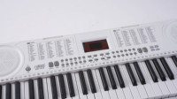 Factory Direct High Quality 61-Key Electronic Piano Plastic Musical Instrument with Teaching Function for Beginner Musicians