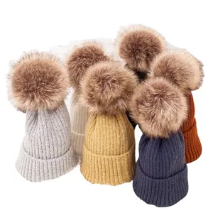 Fashionable Knitted Hat Warm Solid Color Trendy Winter Hat For Women Simple Versatile Beanie Hat With Pompom