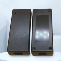 Boîtiers de composants électroniques moulés par injection : production de cartes de circuits imprimés, de claviers, de boîtes de jonction pour écouteurs