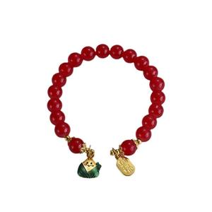 Bracelet populaire pour femme, orné de perles, de cristaux artificiels et de strass, 8 mm, motif cacahuète dorée Pixiu, pour le festival du Zongzi - Product Image 1