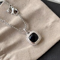 Nouveau Collier Tendance 2026 Hip Hop Géométrique avec Chaîne à Maillons Carrés en Laiton et Pendentif Topaze Plaqué Noir pour Cadeau Unisexe