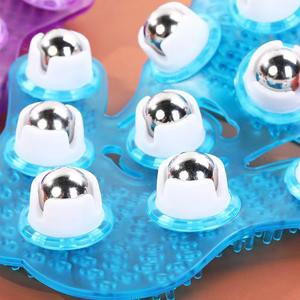 Pijat Tangan Bentuk Telapak Tangan dengan Rotasi 360 Derajat, 9 Bola Logam, untuk Yoga, Rehabilitasi, dan Pereda Nyeri - Product Image 3