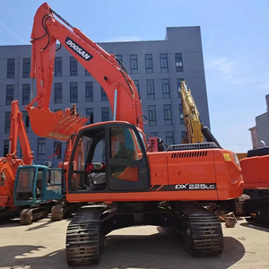 Excavatrices sur chenilles DOOSAN DX225 d'occasion en excellent état en stock DX225-9C - Product Image 6