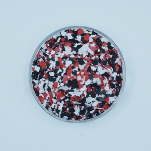 Venta Directa de Fábrica QIHANG, Escamas de Vidrio para Pisos Epóxicos, Escamas de Color para Pisos, Múltiples Colores Personalizables para Paredes Interiores/Exteriores - Product Image 1