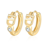 Boucles d'oreilles créoles huggie en moissanite serties clos, argent 925, couleur D, blanc extrême, délicates et minimalistes, pour femme, usage quotidien, cadeau d'anniversaire, bijoux