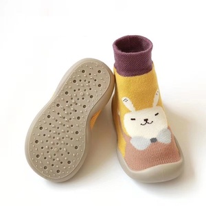 Giày tất trẻ em đế mềm cao su chống trơn họa tiết hoạt hình bán buôn - Product Image 3