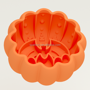 Produk hewan peliharaan Halloween baru Labu silikon mangkuk anjing Pot semua dalam satu anjing kucing makanan lambat mangkuk pengumpan hewan peliharaan - Product Image 1