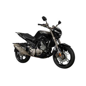 Moto de rue homologuée pour la circulation sur route - Product Image 1