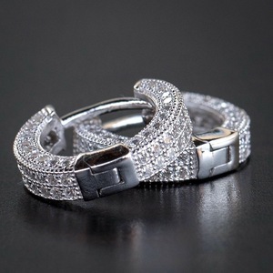 Orecchini a polsino scintillanti da donna, gioielli eleganti e alla moda, accessorio per feste formali - Product Image 5