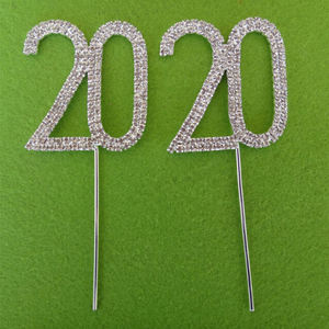 Decoración <span class=keywords><strong>de</strong></span> la boda celebración <span class=keywords><strong>de</strong></span> Navidad <span class=keywords><strong>de</strong></span> <span class=keywords><strong>cumpleaños</strong></span> <span class=keywords><strong>de</strong></span> números <span class=keywords><strong>de</strong></span> plata <span class=keywords><strong>de</strong></span> diamantes <span class=keywords><strong>de</strong></span> imitación <span class=keywords><strong>de</strong></span> cristal <span class=keywords><strong>de</strong></span> la <span class=keywords><strong>torta</strong></span>, venta al por mayor - Product Image 4