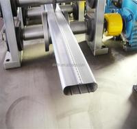 Machine de formage à froid de profilés en acier galvanisé OEM ODM, machine de fabrication de profilés en C