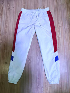 Venta al por mayor de ropa deportiva de otoño con capucha y cremallera y logotipo personalizado, chándal para hombre de manga larga con forro para correr, entrenamiento, fútbol, trotar - Product Image 2