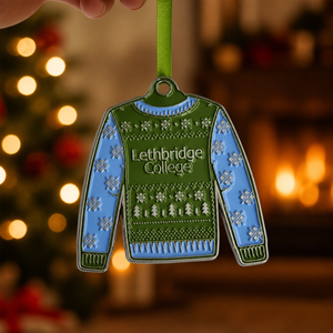 Pingente de Metal Esmaltado Personalizado para Suéter de Natal com Fita de Seda para Decoração de Árvore de Natal Presente OEM ODM - Product Image 5