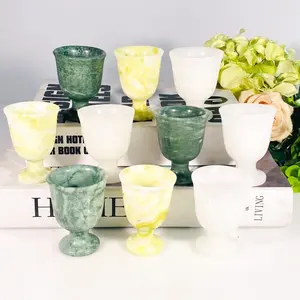 Commercio all'ingrosso naturale di alta qualità di cristallo di giada tazza di pietra di colore diverso 6.5cm tazze per la decorazione domestica