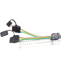 4 vías Y-Splitter Plug Universal Plug & Play de extensión del adaptador arnés para tira LED de señal de vuelta de portón trasero barra de luz remolque