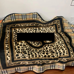 Phổ Biến Sofa Phong Cách Khác Nhau Flannel Lông Cừu Cam Thư H Thiết Kế Sang Trọng Ném Chăn Với Hộp Quà Tặng - Product Image 2