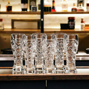 Tazas de cerveza de vidrio de estilo moderno de gran capacidad, vasos de pinta para agua y vino para bares y fiestas en casa - Product Image 5