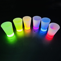 Emballage personnalisé, bâton lumineux de 12 oz, 6 gobelets de fête avec lumière fluorescente, événements d'Halloween, remises de diplômes, célébrations de Diwali