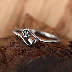 Anello a Forma di Zampa di Gatto e Cuore per Donne, Gioiello Minimalista e Alla Moda per Uso Quotidiano, Regalo - Product Image 2