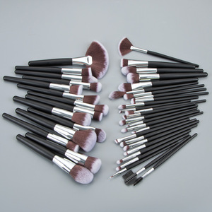 <span class=keywords><strong>2025</strong></span> Tốt Nhất Người Bán 40Pcs <span class=keywords><strong>Make</strong></span> <span class=keywords><strong>Up</strong></span> Bàn Chải Kit Bán Buôn Chi Phí Hiệu Quả Khuyến Mãi Các Xu Hướng Thuần Chay Thiên Nhiên Tóc Trang Điểm Bàn Chải Thiết Lập - Product Image 5