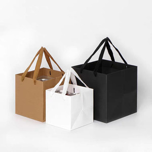 Recycled Kraft Paper <strong>Bag</strong> in Brown Black White Big Size Square <strong>Pizza</strong> Flowers Carry <strong>Bag</strong> for Cake Boxes UV Coating Matt Lamination - Product Image 1