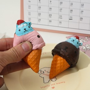 Juguete Antiestrés de PU de Rebote Lento con Forma de Antorcha de Helado, Novedoso Juguete para Aliviar el Estrés para Niños de 3 a 14 Años, Divertido Modelo de Propulsión por Compresión - Product Image 2