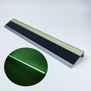 Antislip Photoluminescent Stair Treads Glow In The Dark Stair Nosing With Carborundum