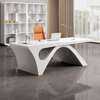 Bureau de direction de luxe 2000 mm avec bibliothèque intégrée, combinaison de style premium pour centre financier